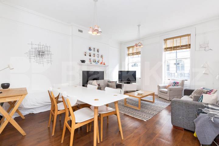 Stunning 3 double bedroom apartment to rent located in the heart of Bloomsbury Gower Street , Bloomsbury